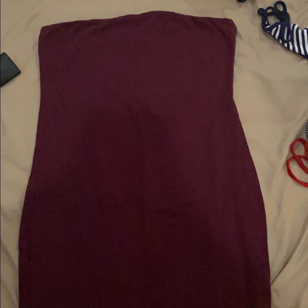 burgundy strapless dress.